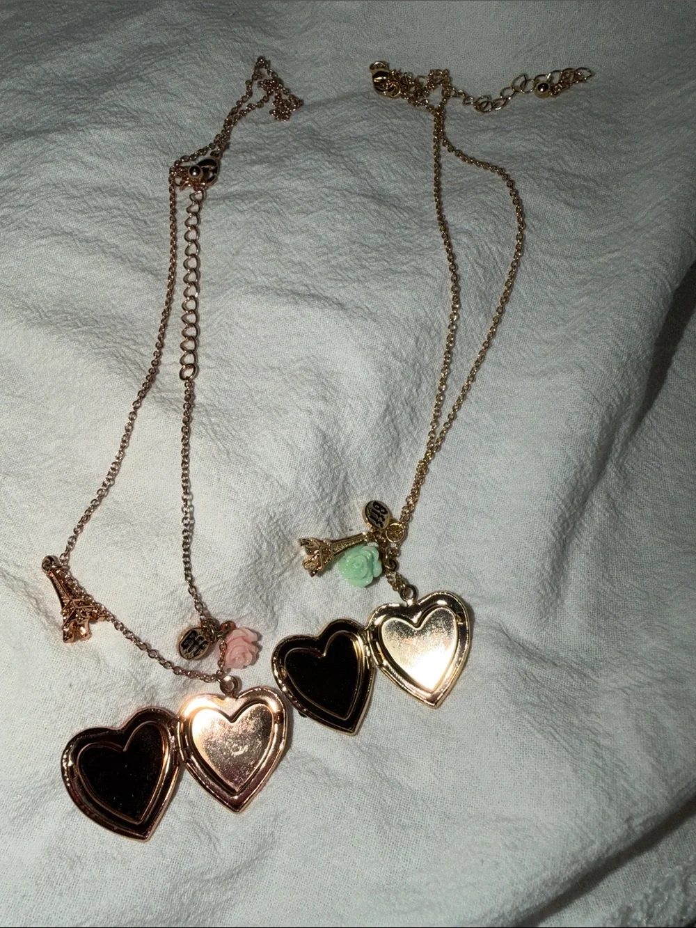 Claire's Kids Glitter Heart Locket BFF Necklace Set - 2 Pack Gold Tone EUC